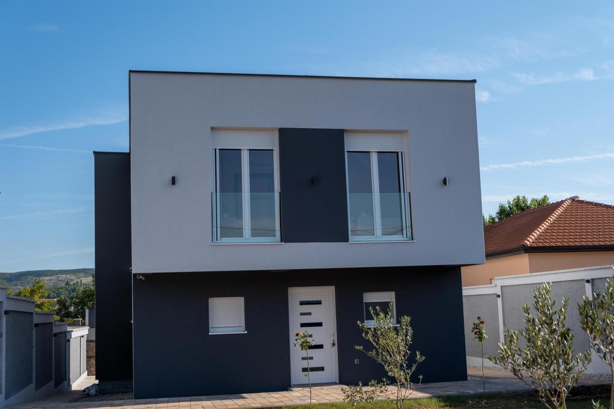 Verona Villa *